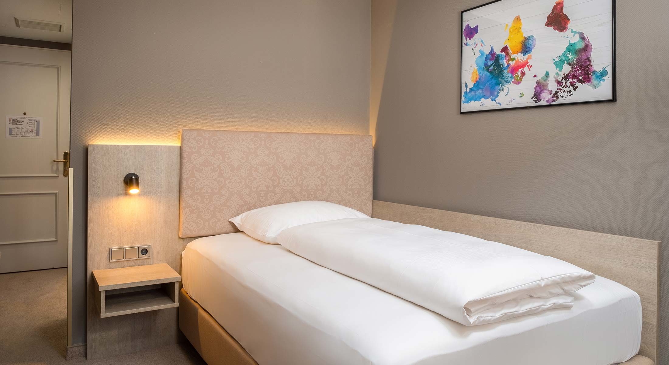 Double discount room meaning
